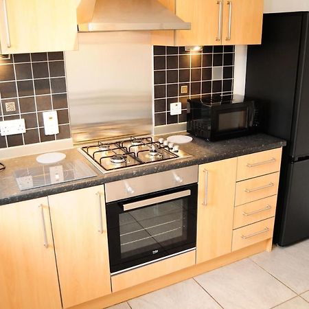 New Glasgow Family Home - Private Parking 외부 사진