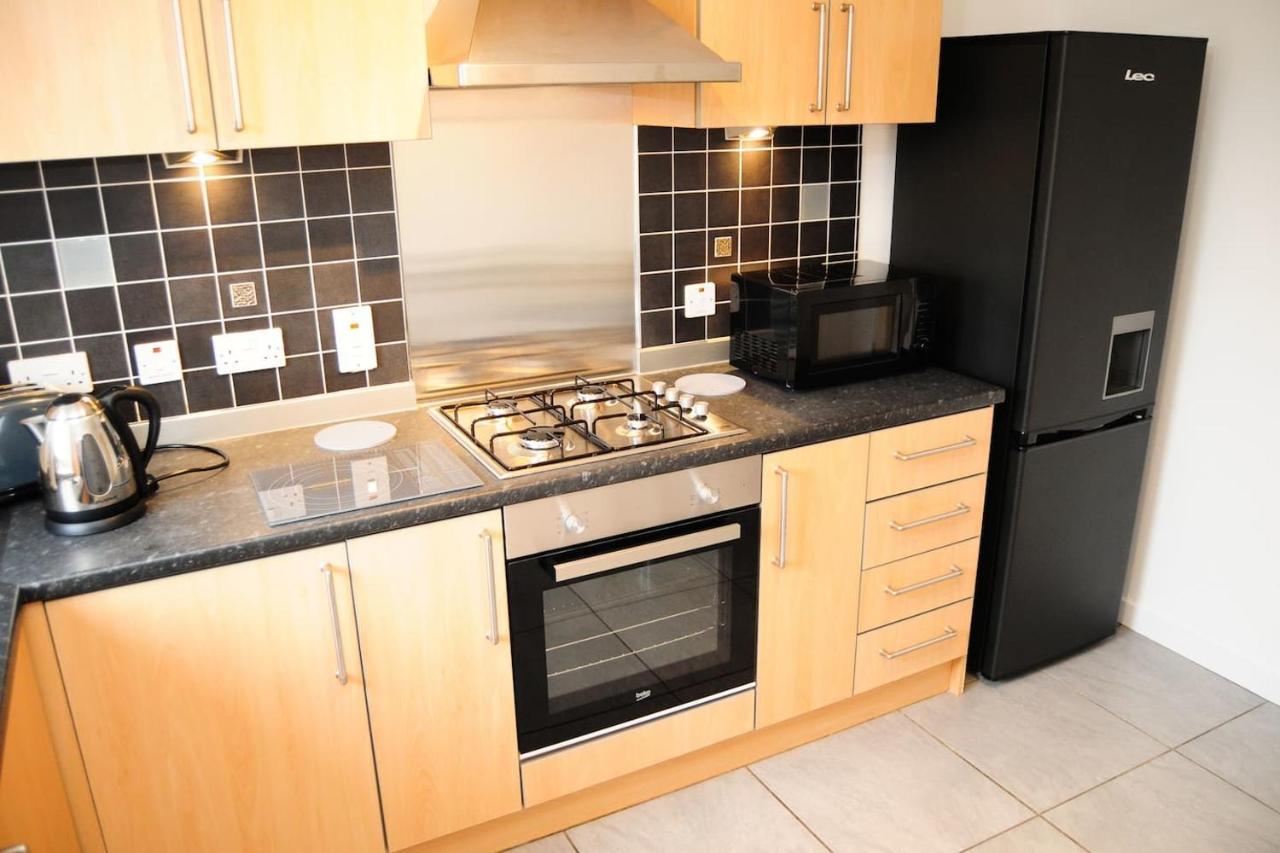 New Glasgow Family Home - Private Parking 외부 사진