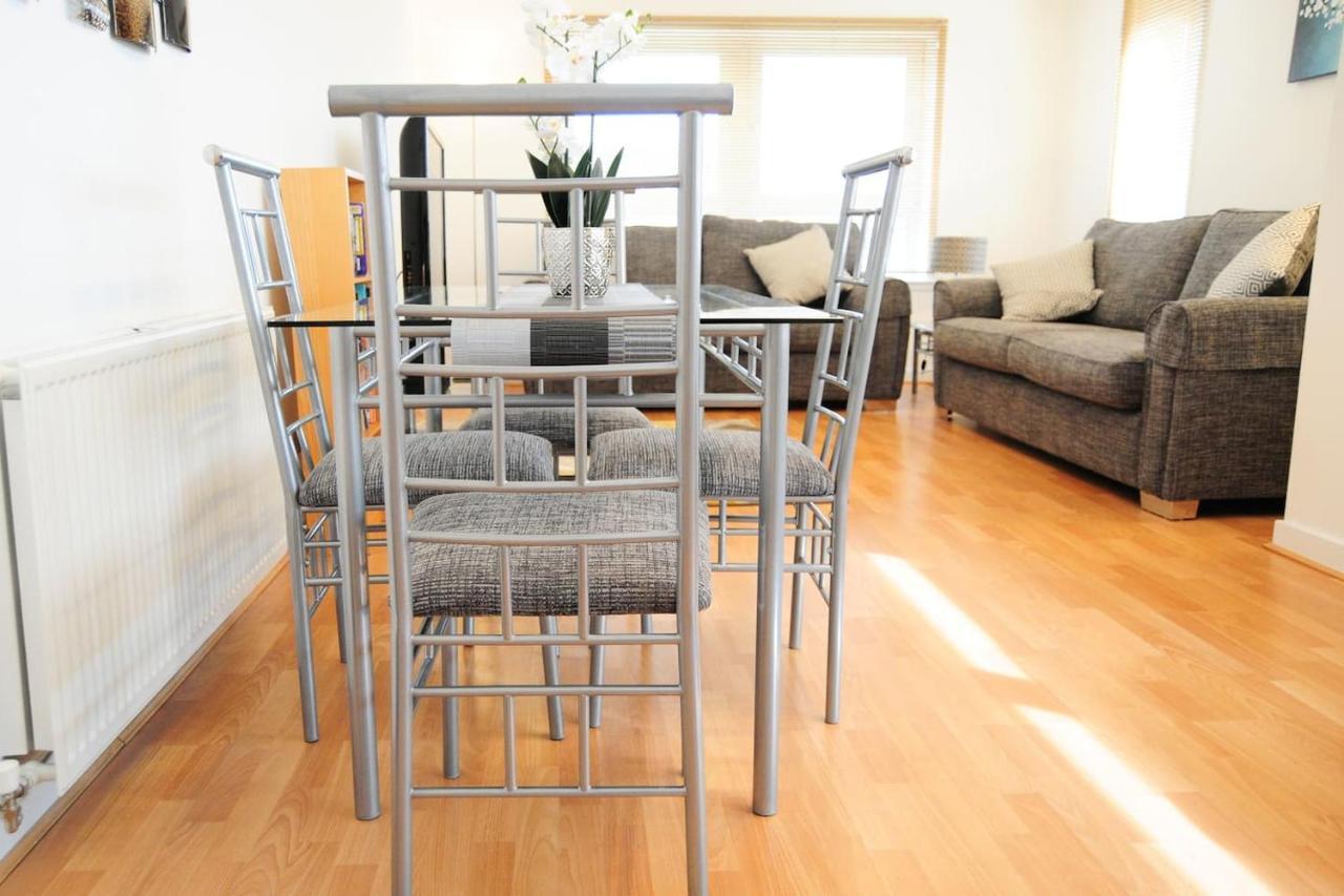New Glasgow Family Home - Private Parking 외부 사진