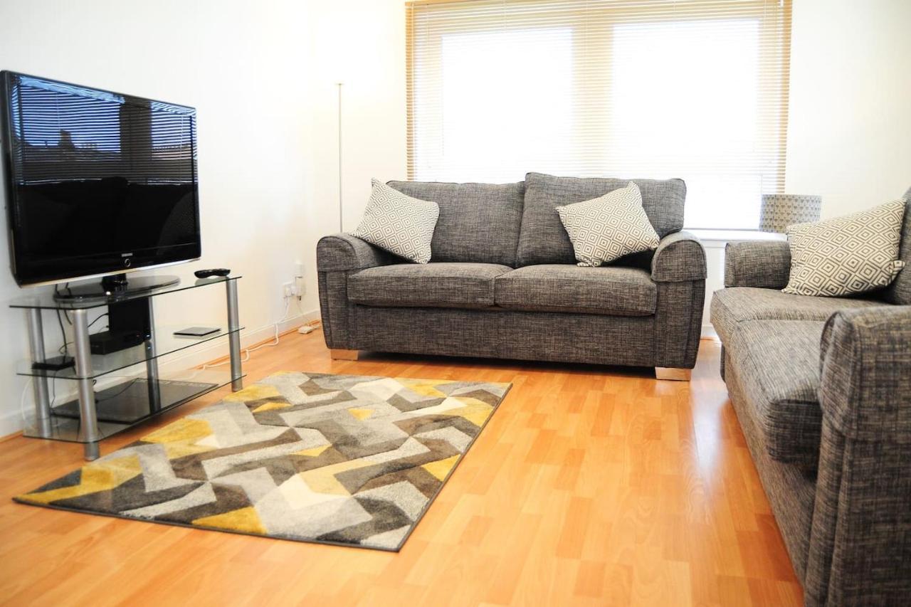 New Glasgow Family Home - Private Parking 외부 사진